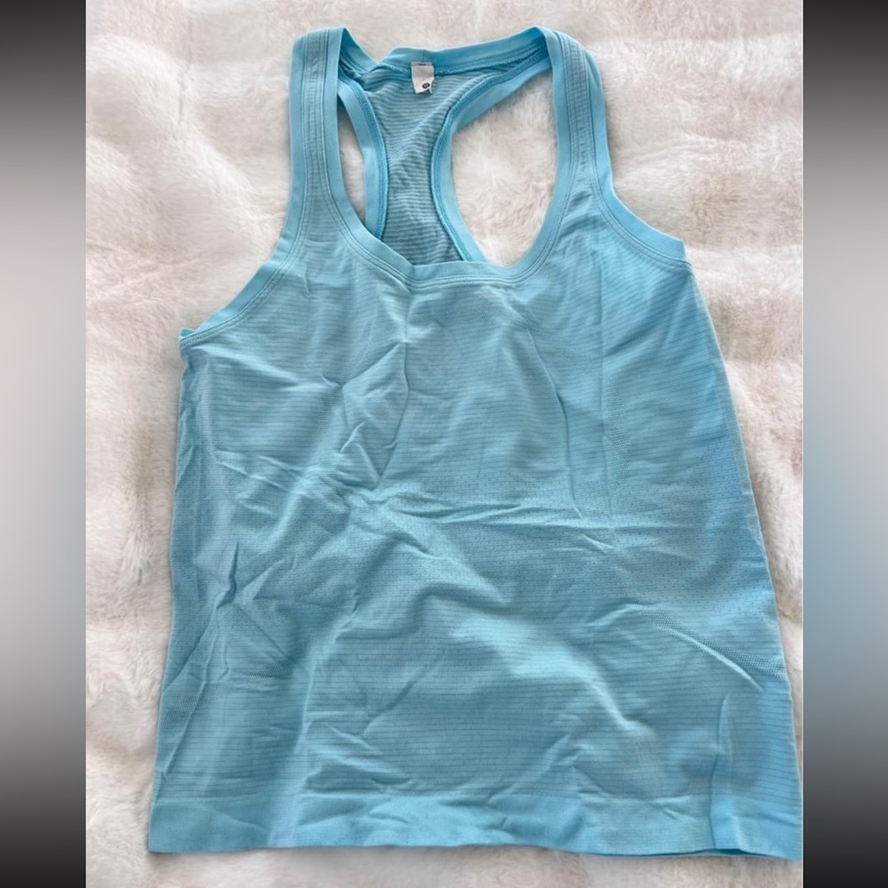 Lululemon tank top